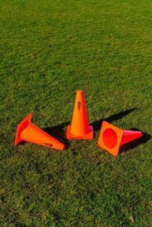 Afbeelding van Set van 4 x rode PVC kegels 30cm