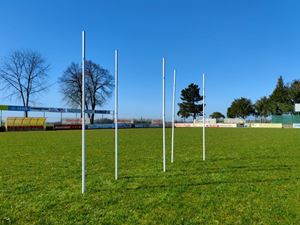 Afbeelding van  Lot van 5 x 172 cm gele slalompalen met stalen punt
