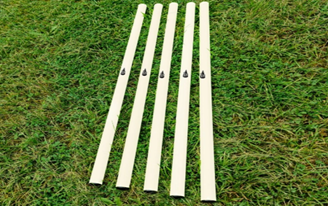 Picture of 5 white 160cm stakes